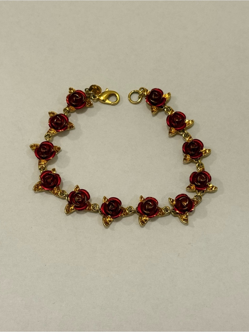 Danbury Mint Red and Gold Dozen Roses Link Bracelet